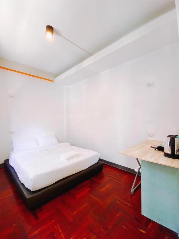 Go Inn Silom Bts Surasak Station V โกอินน์ สีลม Bts สถานีสุรศักดิ์ Bangkok Ngoại thất bức ảnh